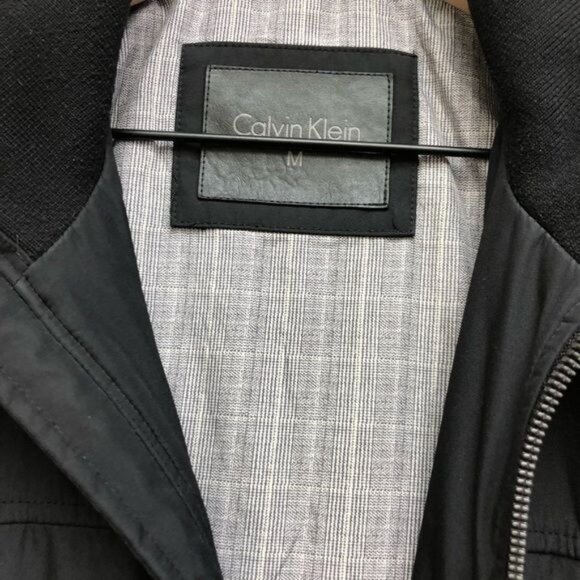 Calvin Klein Lightweight Zip Up Jacket | Medium - Picture 3 of 6